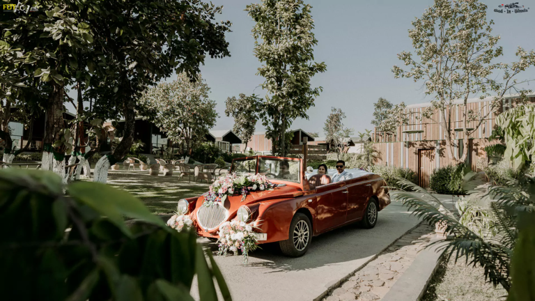 royal vintage car for wedding in rent